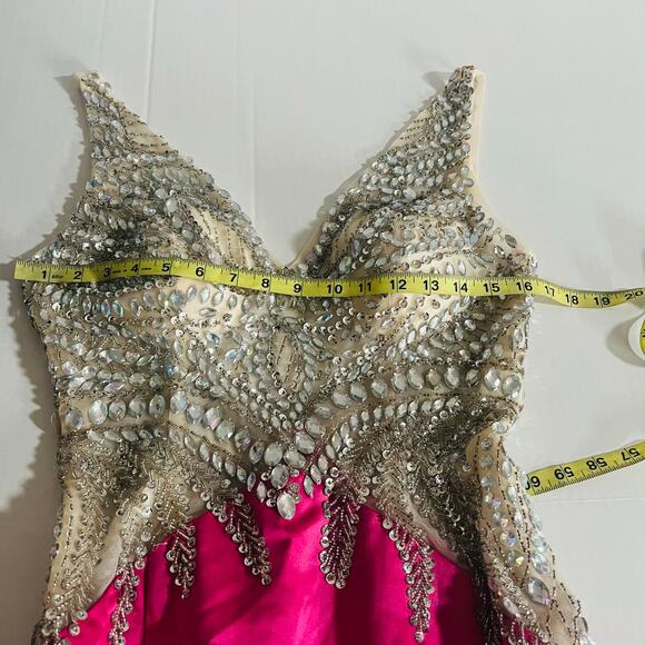 Fashionable Avant Pink Beaded Plunge Back Hi Low Mermaid Dress Size S Small NWT - Picture 6 of 8